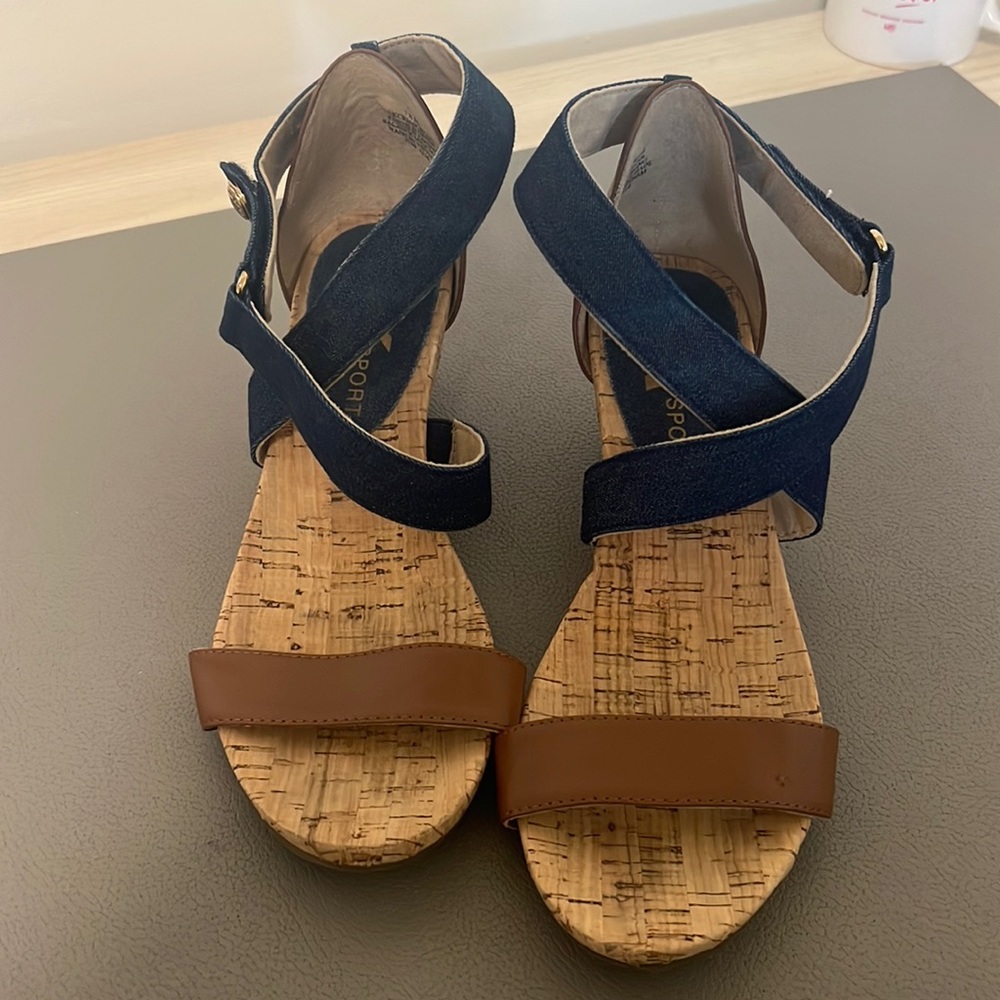 Great Condition Fall Wedge Anne Klein Sport